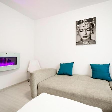 Nice Apartament Αράντ Εξωτερικό φωτογραφία